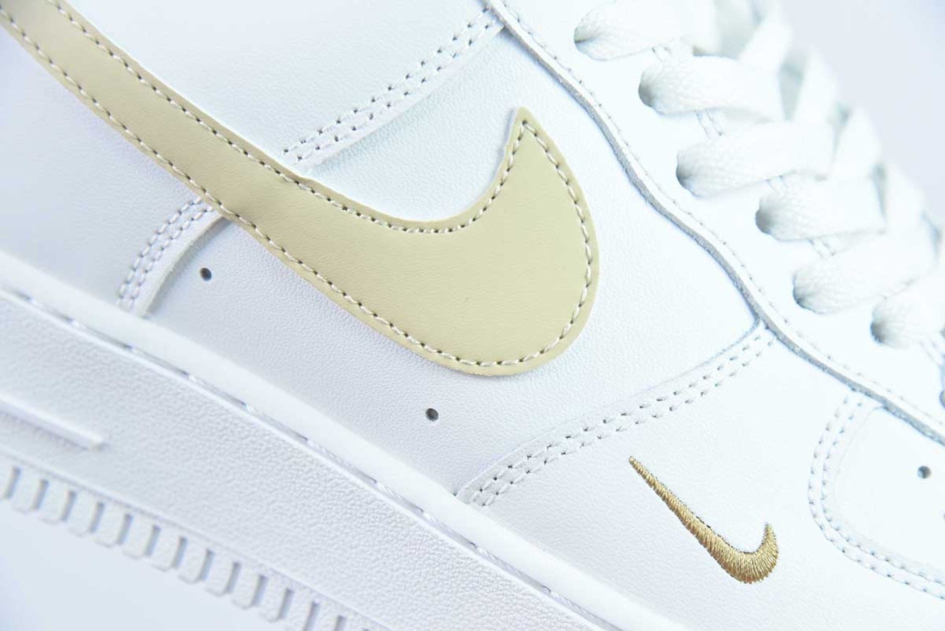Air Force 1 Low 07 Essential White Beige
