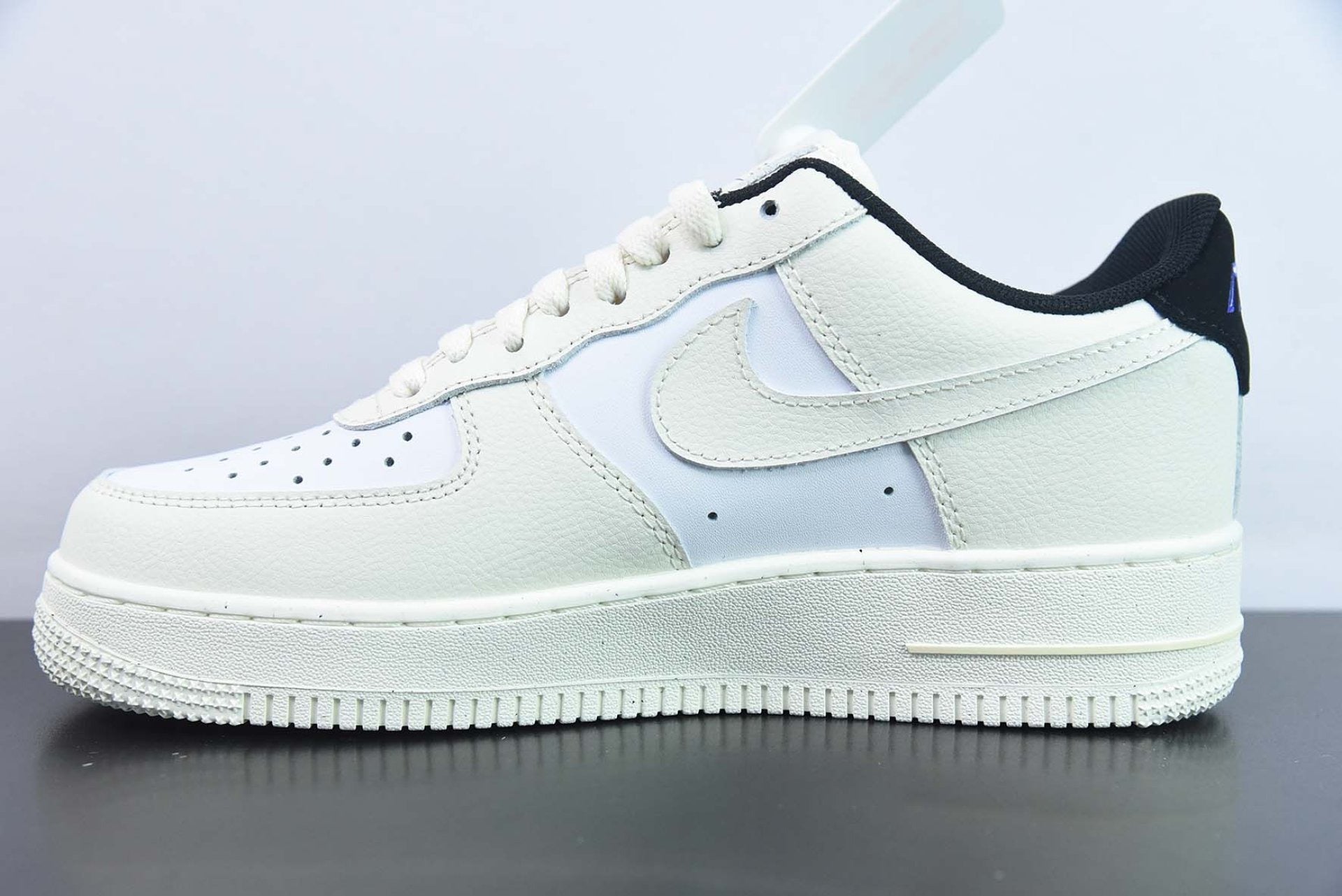 Air Force 1 Low 07 Coconut Milk Black Ultramarine