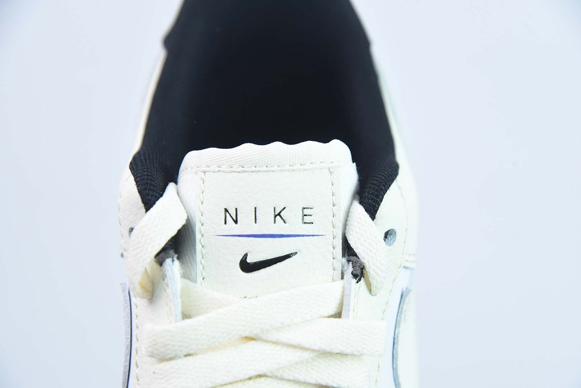 Air Force 1 Low 07 Coconut Milk Black Ultramarine
