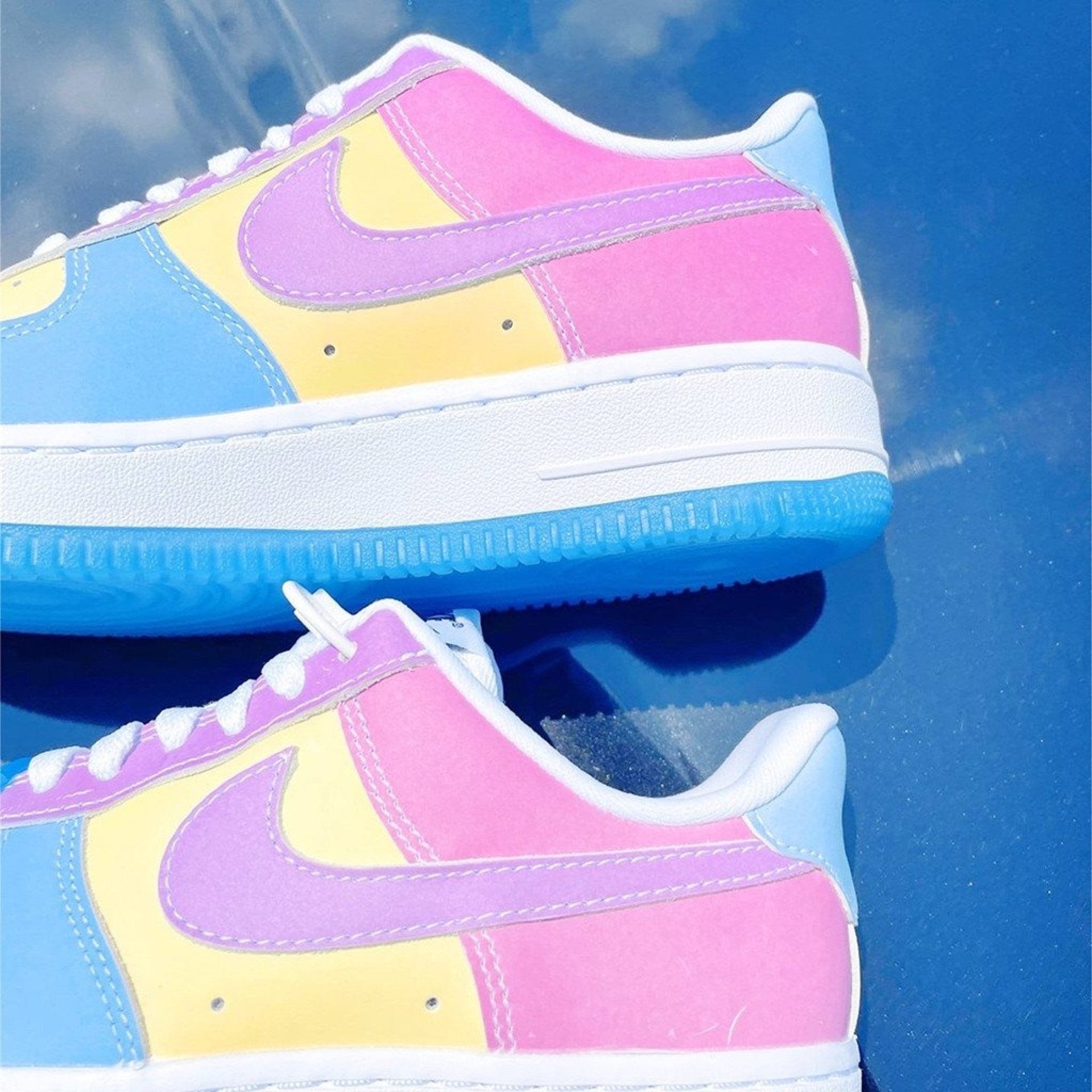 Air Force 1 Low UV Reactive Swoosh