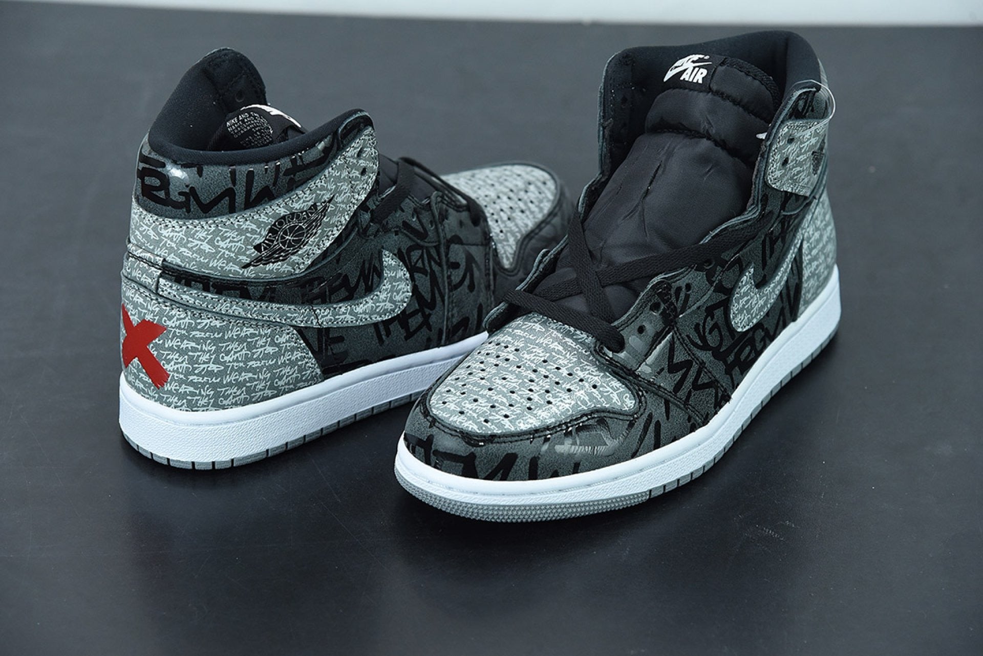 Air Jordan 1 Retro High OG Rebellionaire