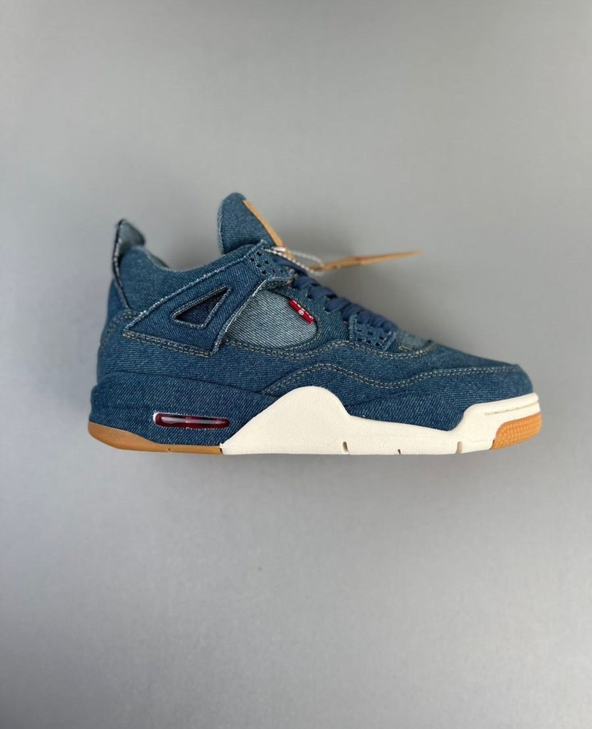 Air Jordan 4 Retro Levi's Denim