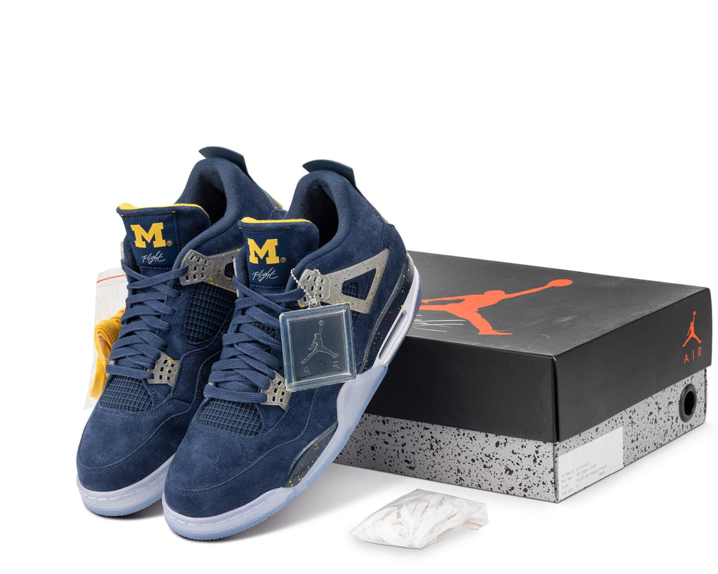 Air Jordan 4 Retro Michigan