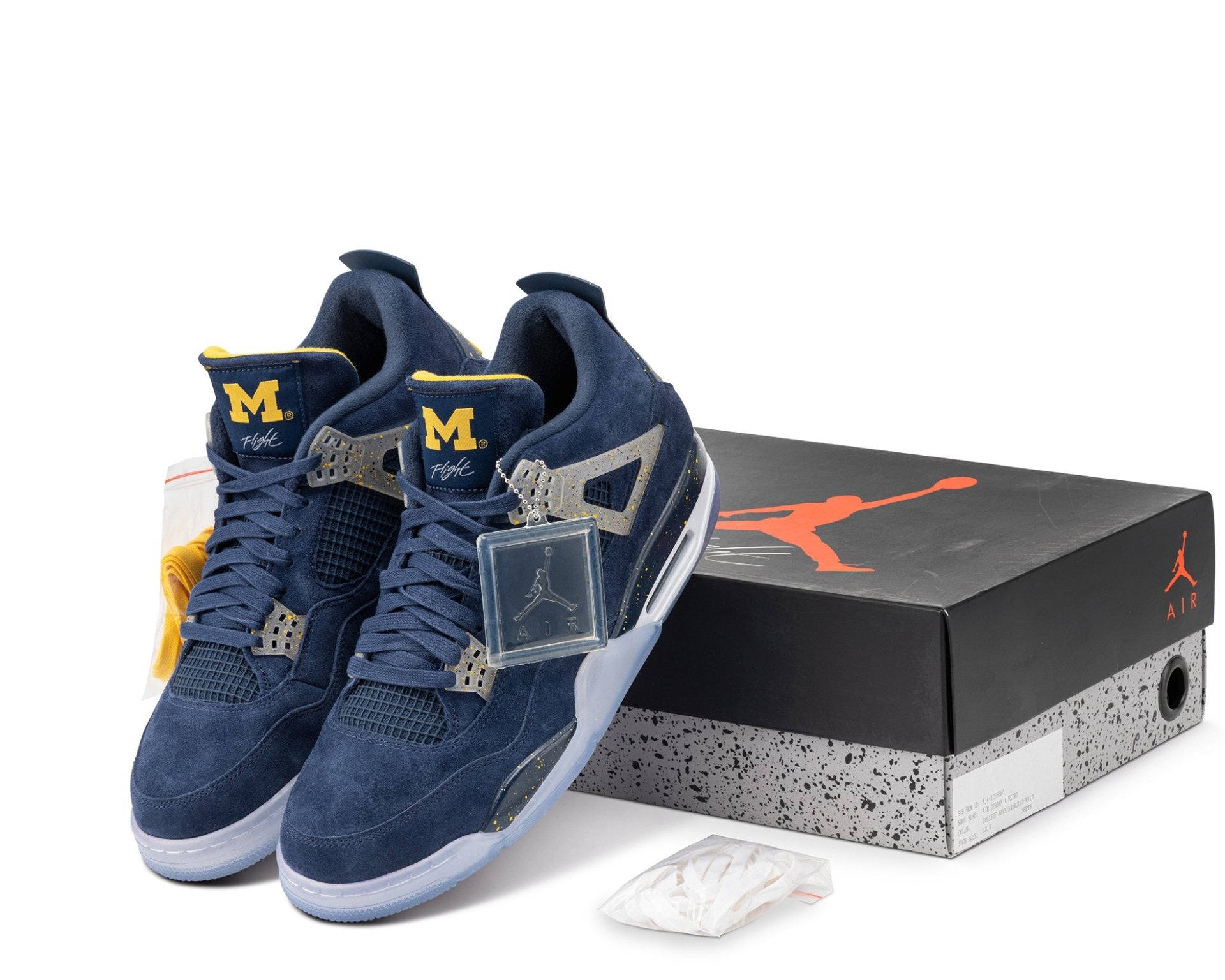Air Jordan 4 Retro Michigan