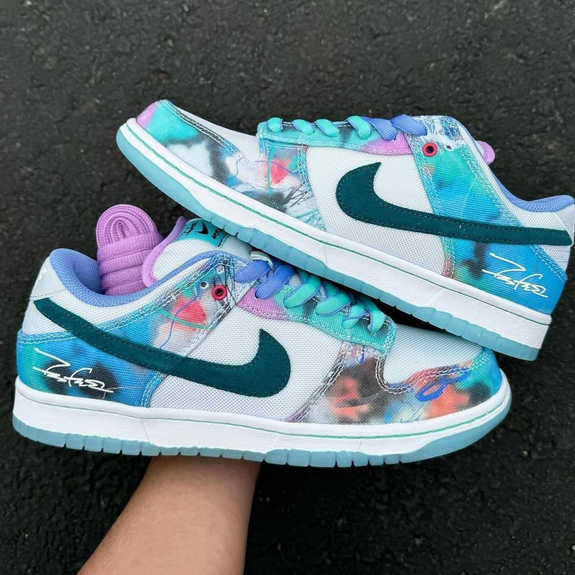 Futura Laboratories x Nike SB Dunk Low