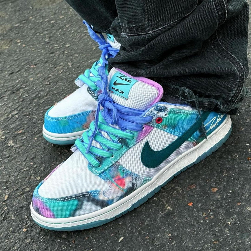 Futura Laboratories x Nike SB Dunk Low