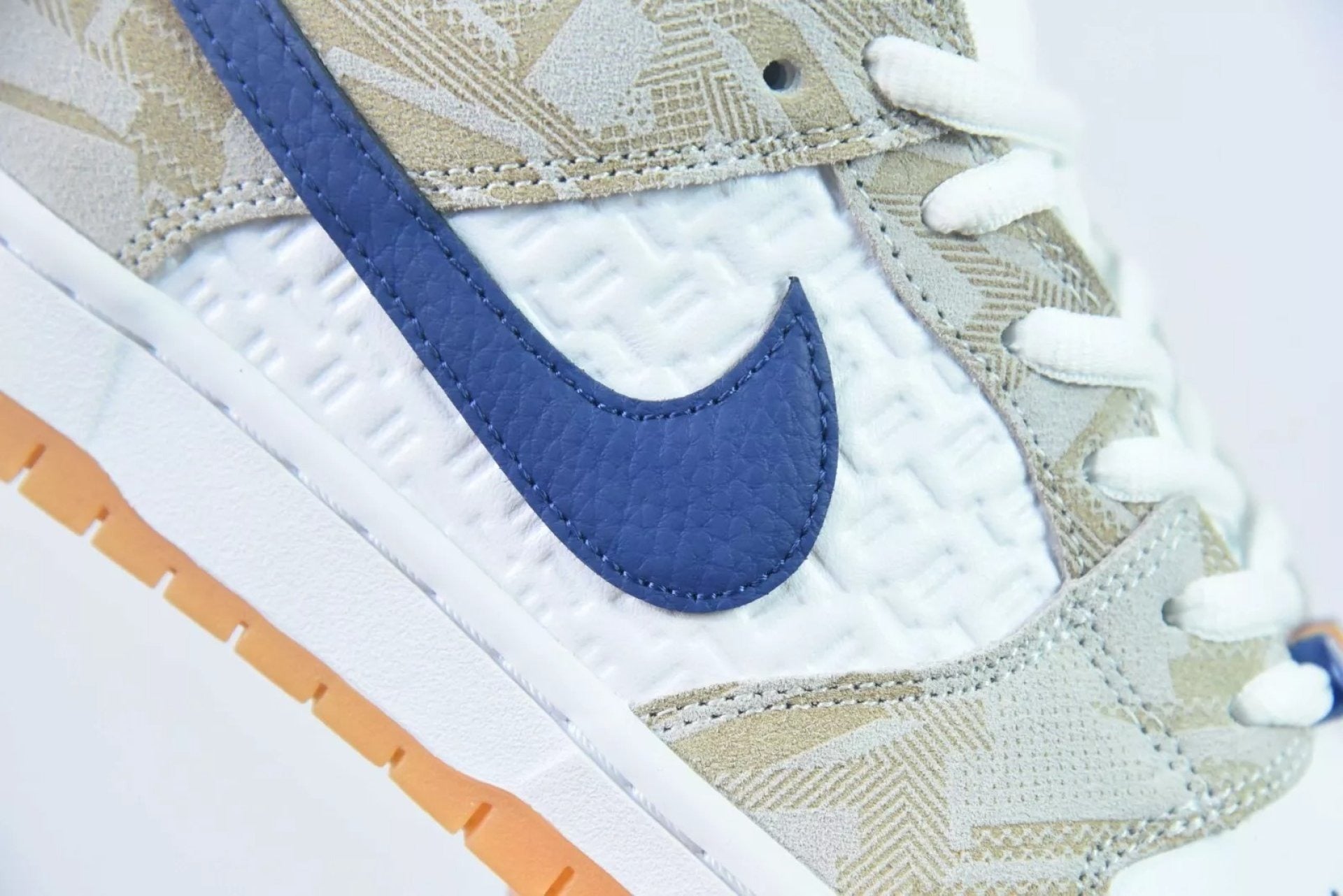 SB Dunk Low Rayssa Leal