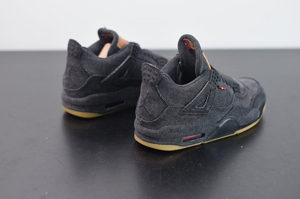 Air Jordan 4 Retro Levi's Black (Levi's Tag)