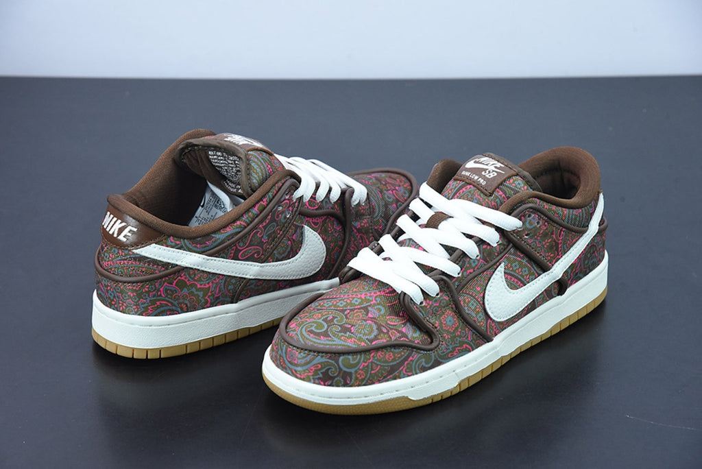 SB Dunk Low Pro Paisley Brown
