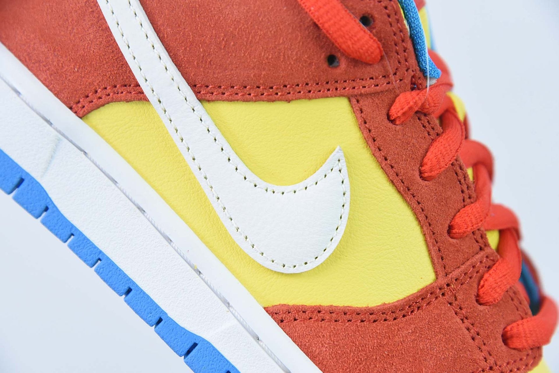 SB Dunk Low Pro Bart Simpson