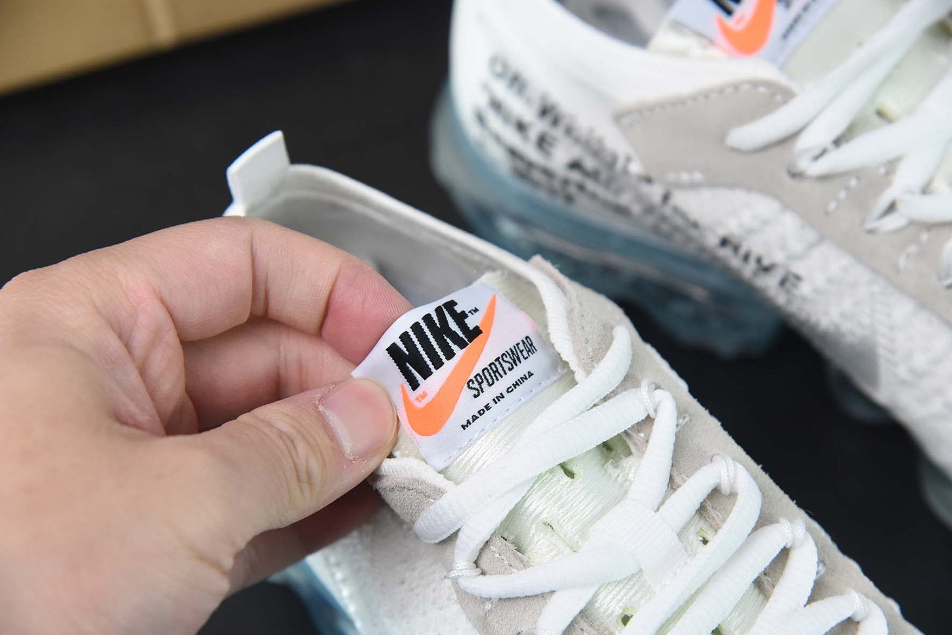 Air VaporMax Off-White