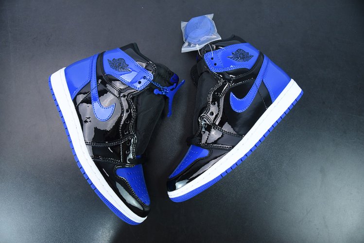 Air Jordan 1 High OG “Patent Royal”