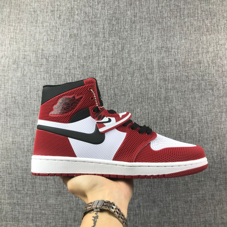Air Jordan 1 Retro Flyknit Alpha Chicago